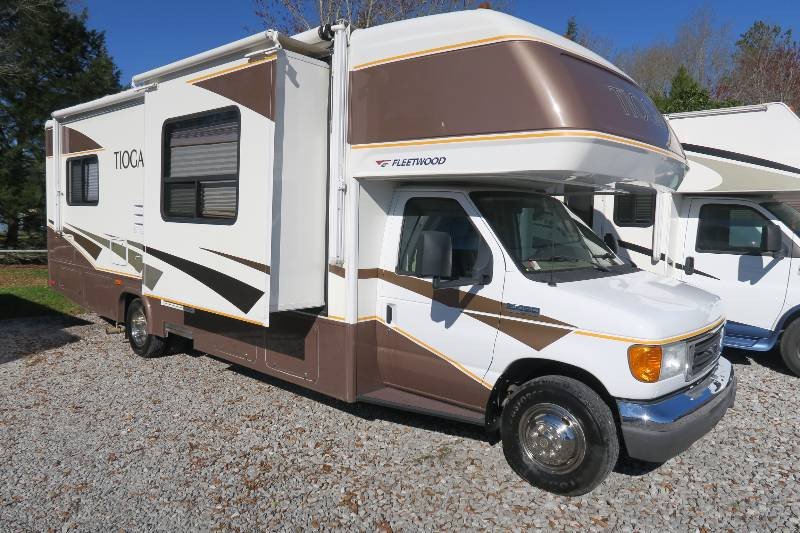 USED 2008 FLEETWOOD TIOGA 30H Overview Berryland Campers