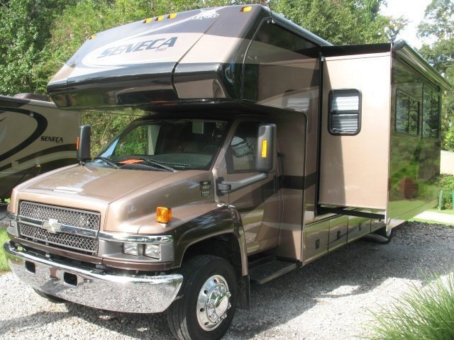 USED 2007 JAYCO SENECA 34SS - Overview | Berryland Campers