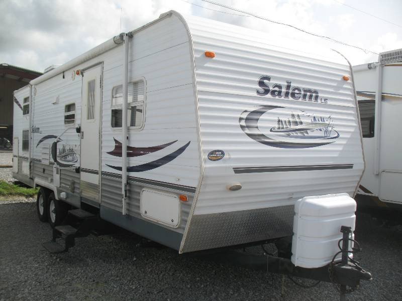 USED 2006 FOREST RIVER SALEM 28BFSS - Overview | Berryland Campers