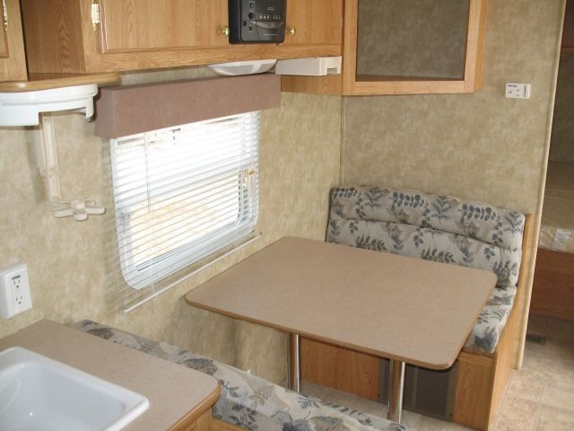 USED 2006 CROSSROADS RV BEL AIR - Overview | Berryland Campers