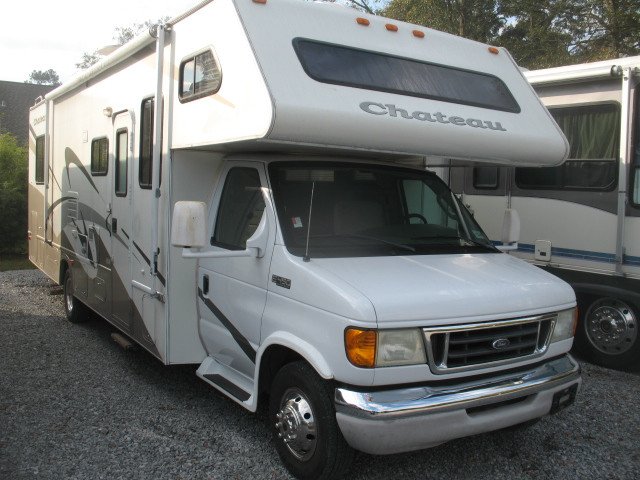 USED 2005 THOR CHATEAU 31 - Overview | Berryland Campers