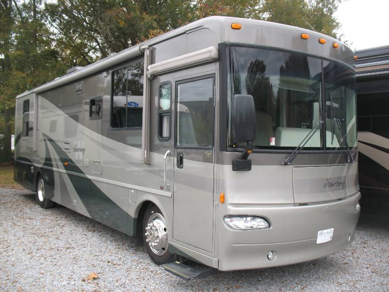 USED 2005 WINNEBAGO JOURNEY 36G Overview Berryland Campers