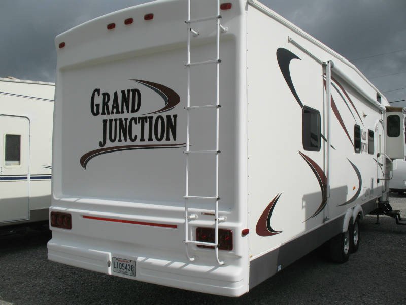 USED 2005 GRAND JUNCTION GRAND JUNCTION 37FQL Overview Berryland