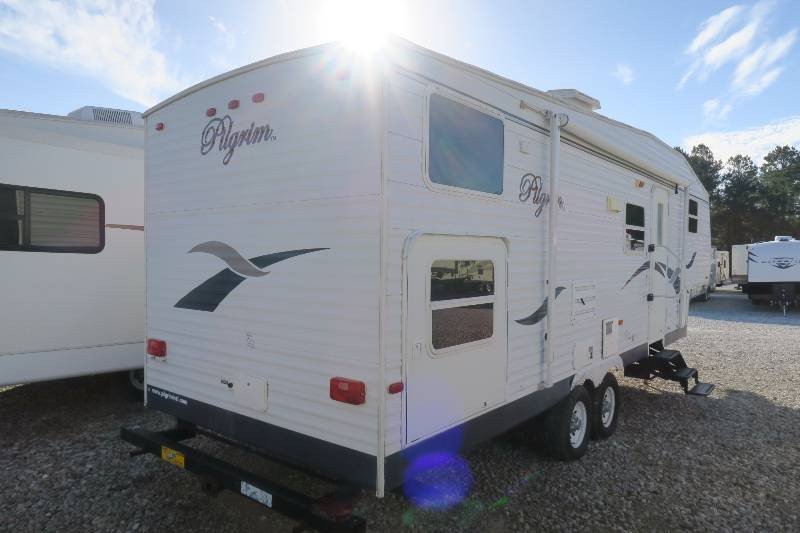 USED 2005 LEGENDS PILGRIM SE 2775 Overview Berryland Campers