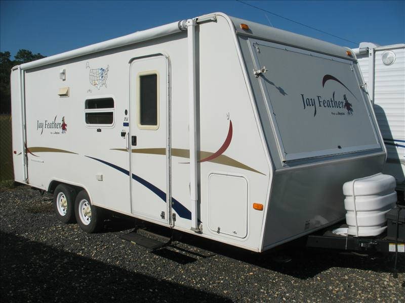 USED 2005 JAYCO JAY FEATHER 21J - Overview | Berryland Campers 2005 Jayco Jay Feather For Sale