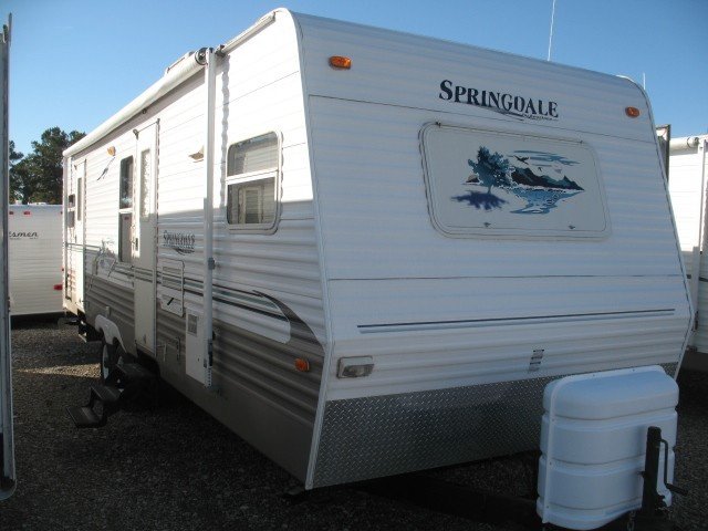 USED 2004 KEYSTONE SPRINDALE 290FK - Overview | Berryland Campers