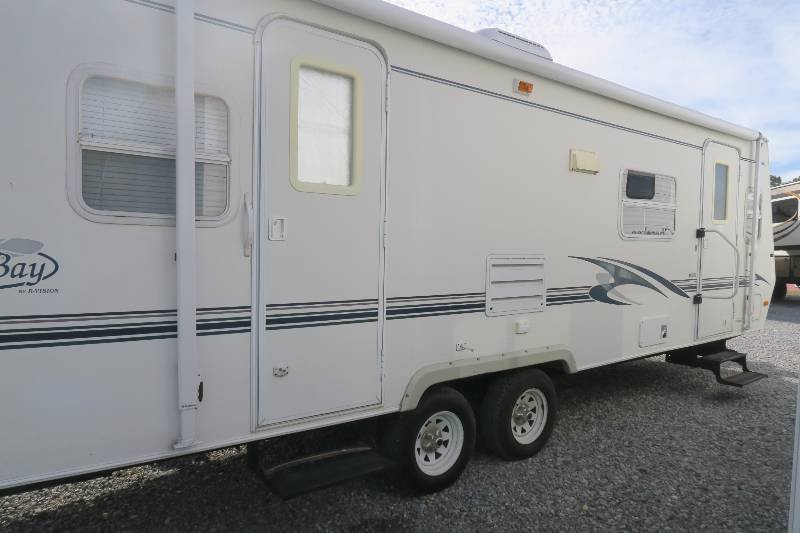 USED 2003 R-VISION TRAIL-BAY 27DS - Overview | Berryland Campers 2003 R Vision Trail Bay 27ds