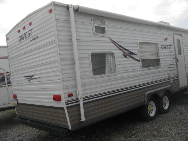 USED 2003 JAYCO QWEST 294S - Overview | Berryland Campers