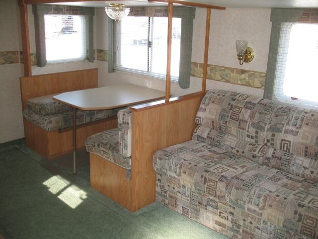 USED 2003 JAYCO JAY FLIGHT 31BHS - Overview | Berryland Campers 2003 Jayco Jay Flight 31bhs Value