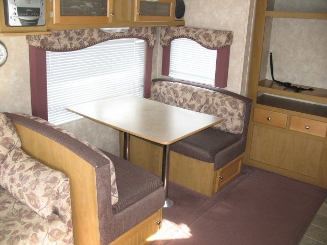 USED 2003 DUTCHMEN DUTCHMEN LITE 27RL - Overview | Berryland Campers