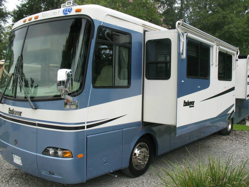 USED 2003 HOLIDAY RAMBLER ENDEAVOR 38PBD - Overview | Berryland Campers