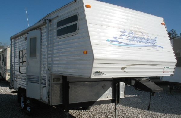 USED 2003 SKYLINE NOMAD JOEY 195LF - Overview | Berryland Campers