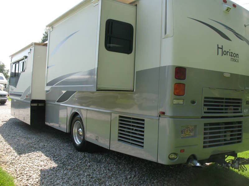 USED 2003 ITASCA BY WINNEBAGO HORIZON 39WD Overview Berryland Campers