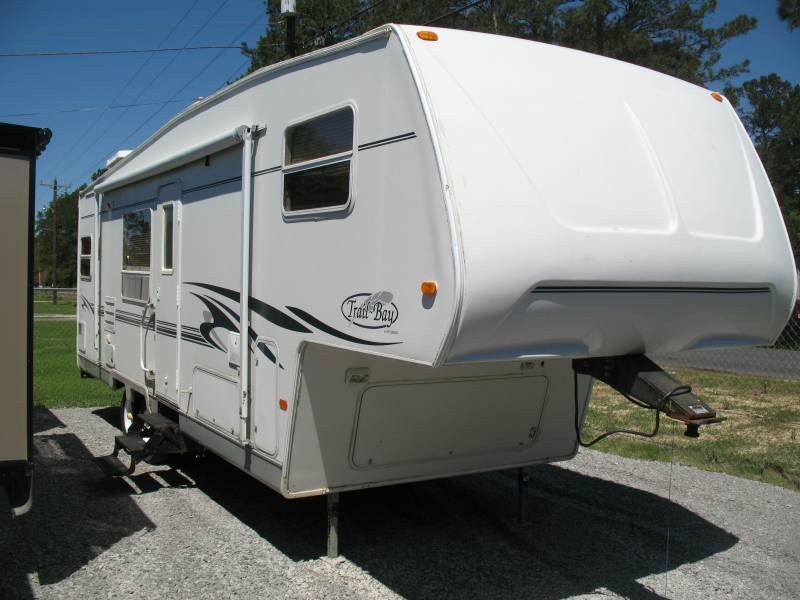 USED 2002 R-VISION TRAIL-BAY 32QBBS - Overview | Berryland Campers