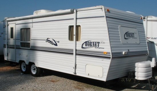 USED 2002 KEYSTONE HORNET 25FL - Overview | Berryland Campers