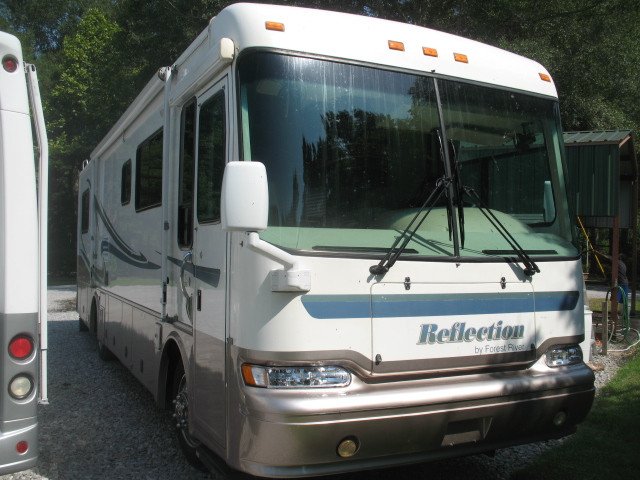 USED 2001 FOREST RIVER REFLECTION 352SS - Overview | Berryland Campers