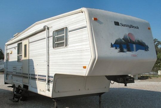 USED 2001 SUNNYBROOK SUNNYBROOK 27FKS - Overview | Berryland Campers