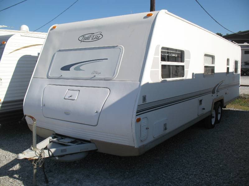 USED 2000 R-VISION TRAIL-LITE 8302 - Overview | Berryland Campers 2000 Trail Lite Travel Trailer Specs