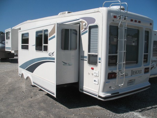 USED 2000 JAYCO DESIGNER 3310RLS - Overview | Berryland Campers