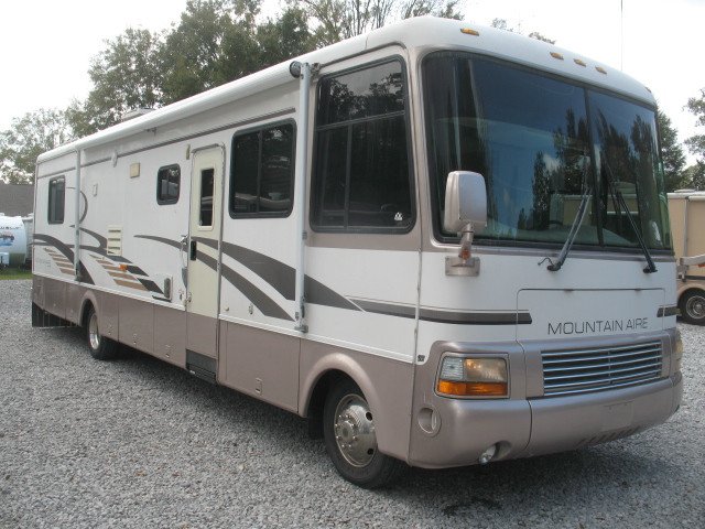 1999 Newmar Mountain Aire 37 3700 Boulder Hwy 16703 Johnnie Walker Rv