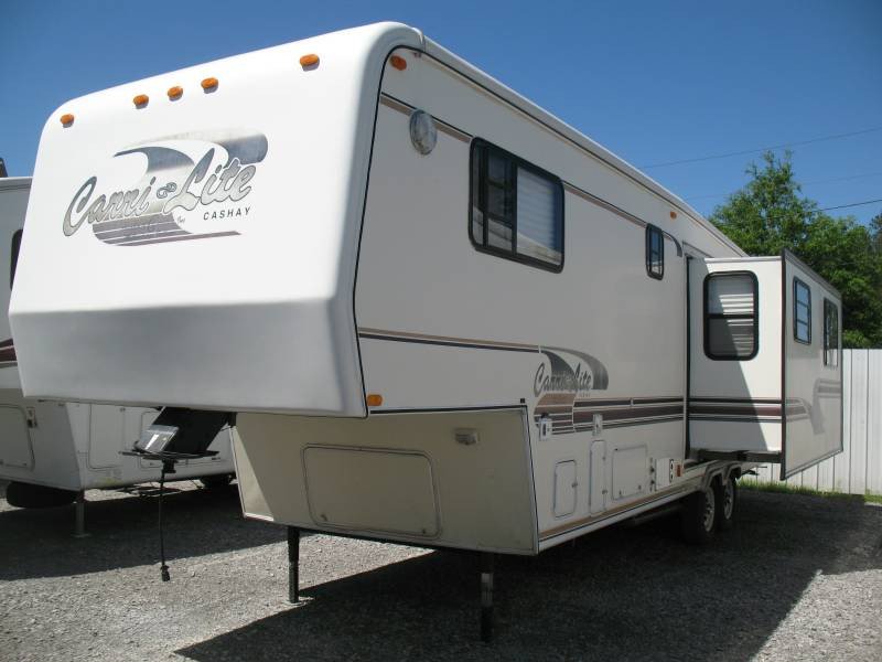 USED 1997 CARRIAGE CARRI-LITE 32RK - Overview | Berryland Campers