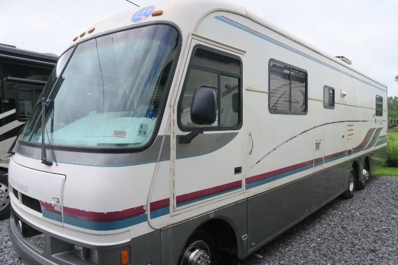 USED 1995 HOLIDAY RAMBLER ENDEAVOR 37 - Overview | Berryland Campers