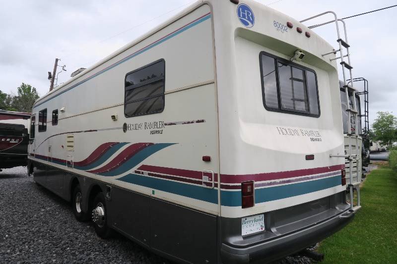 USED 1995 HOLIDAY RAMBLER ENDEAVOR 37 - Overview | Berryland Campers