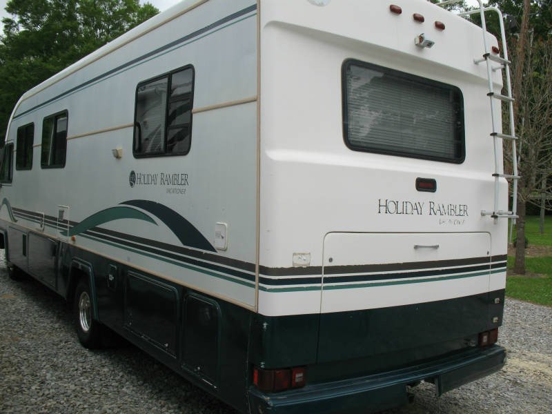 USED 1995 HOLIDAY RAMBLER VACATIONER 33CS - Overview | Berryland Campers