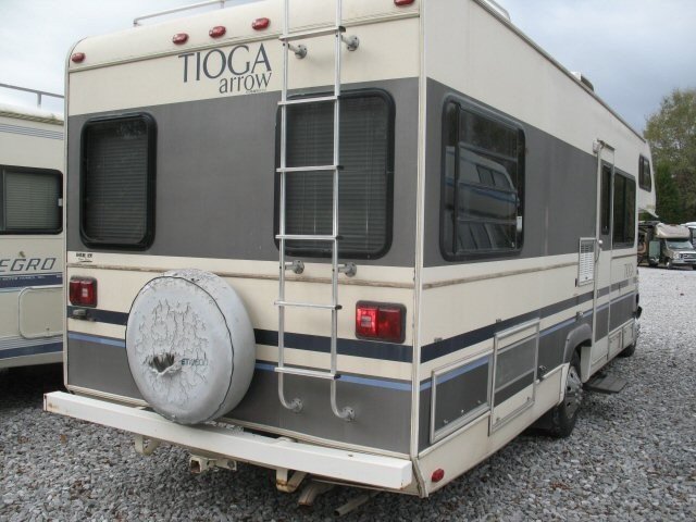 USED 1990 FLEETWOOD TIOGA 27 - Overview | Berryland Campers
