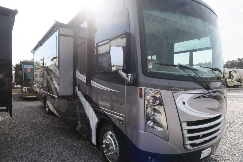 NEW 2017 THOR CHALLENGER 37YT - Overview | Berryland Campers