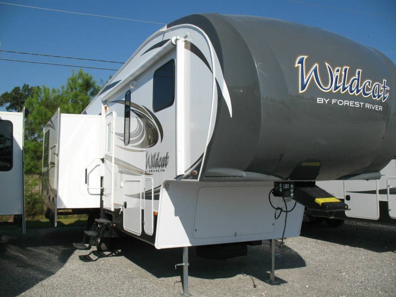 NEW 2014 FOREST RIVER WILDCAT 293REX - Overview | Berryland Campers