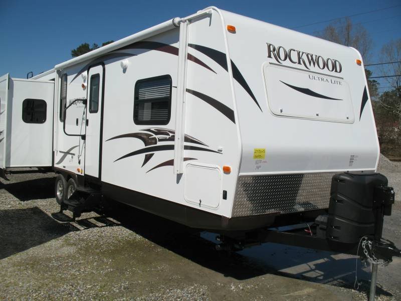 NEW 2014 FOREST RIVER ROCKWOOD 2703WS - Overview | Berryland Campers