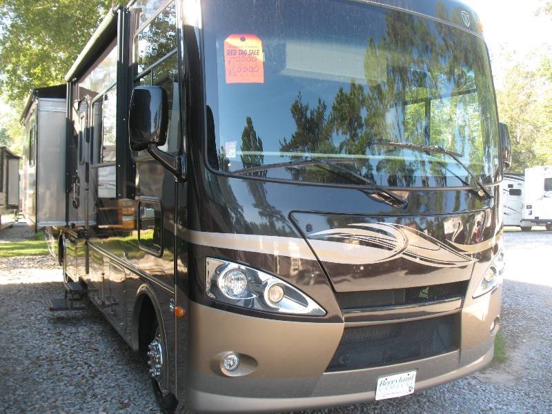 USED 2013 FOUR WINDS HURRICANE 33G - Overview | Berryland Campers
