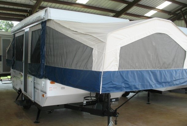 NEW 2011 FOREST RIVER FLAGSTAFF 228D - Overview | Berryland Campers