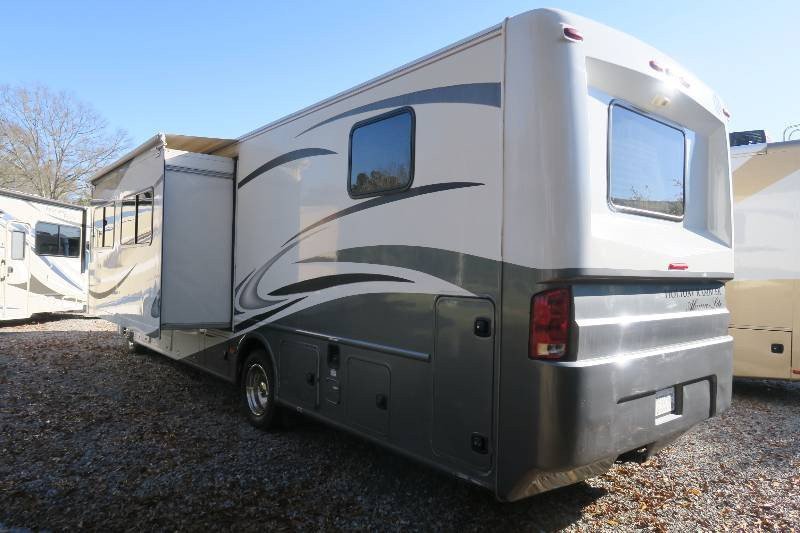 USED 2011 HOLIDAY RAMBLER ALUMA-LITE 32PBS - Overview | Berryland Campers