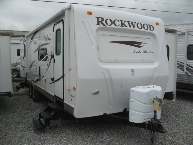 USED 2010 FOREST RIVER ROCKWOOD 8319SS - Overview | Berryland Campers