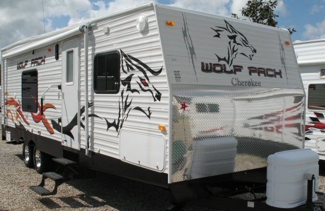 New 2009 Forest River Cherokee Wolfpack