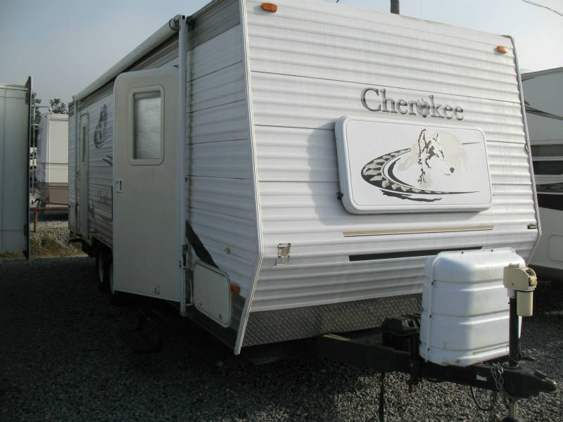 USED 2006 FOREST RIVER CHEROKEE 27G Overview Berryland Campers
