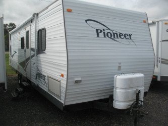 2006 pioneer travel trailer