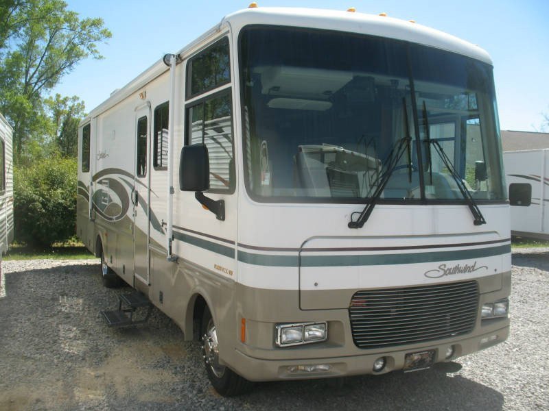 USED 2001 FLEETWOOD SOUTHWIND 32V - Overview | Berryland Campers