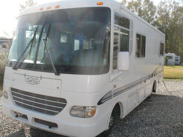 USED 2001 R-VISION TRAIL-LITE 241 - Overview | Berryland Campers