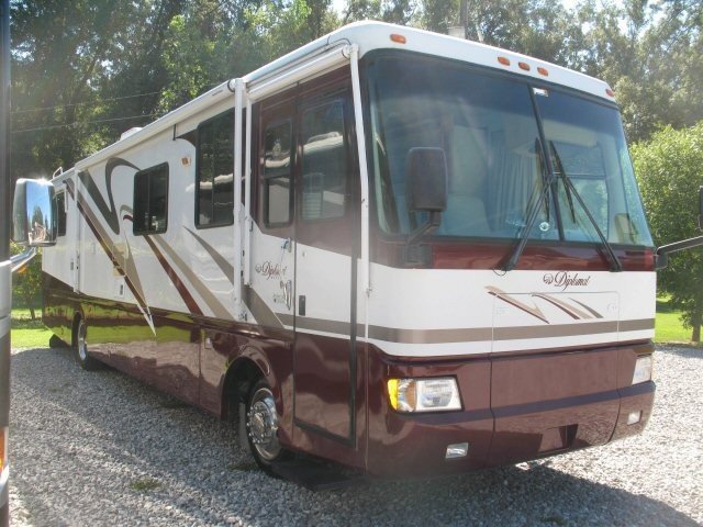 USED 2000 MONACO DIPLOMAT 40 - Overview | Berryland Campers