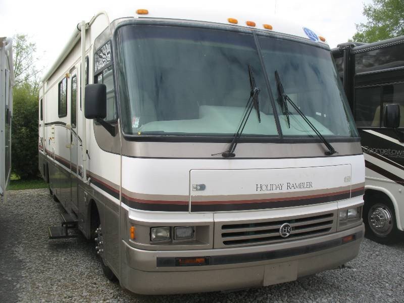 USED 1996 HOLIDAY RAMBLER ENDEAVOR 37 - Overview | Berryland Campers
