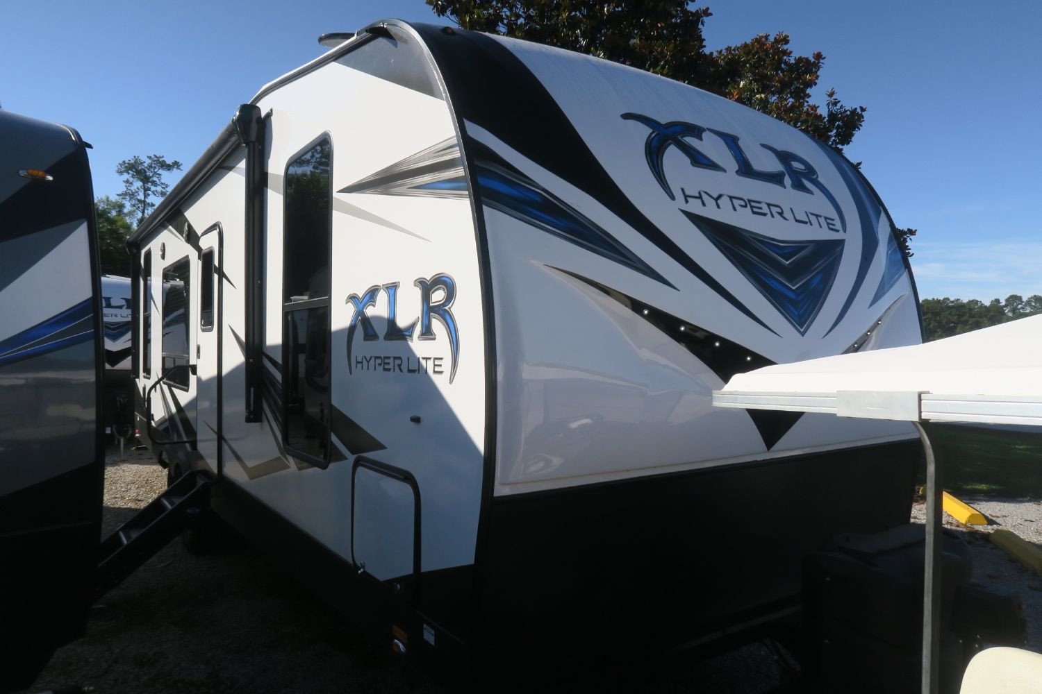 NEW 2020 XLR HYPERLITE 25HFX - Overview | Berryland Campers