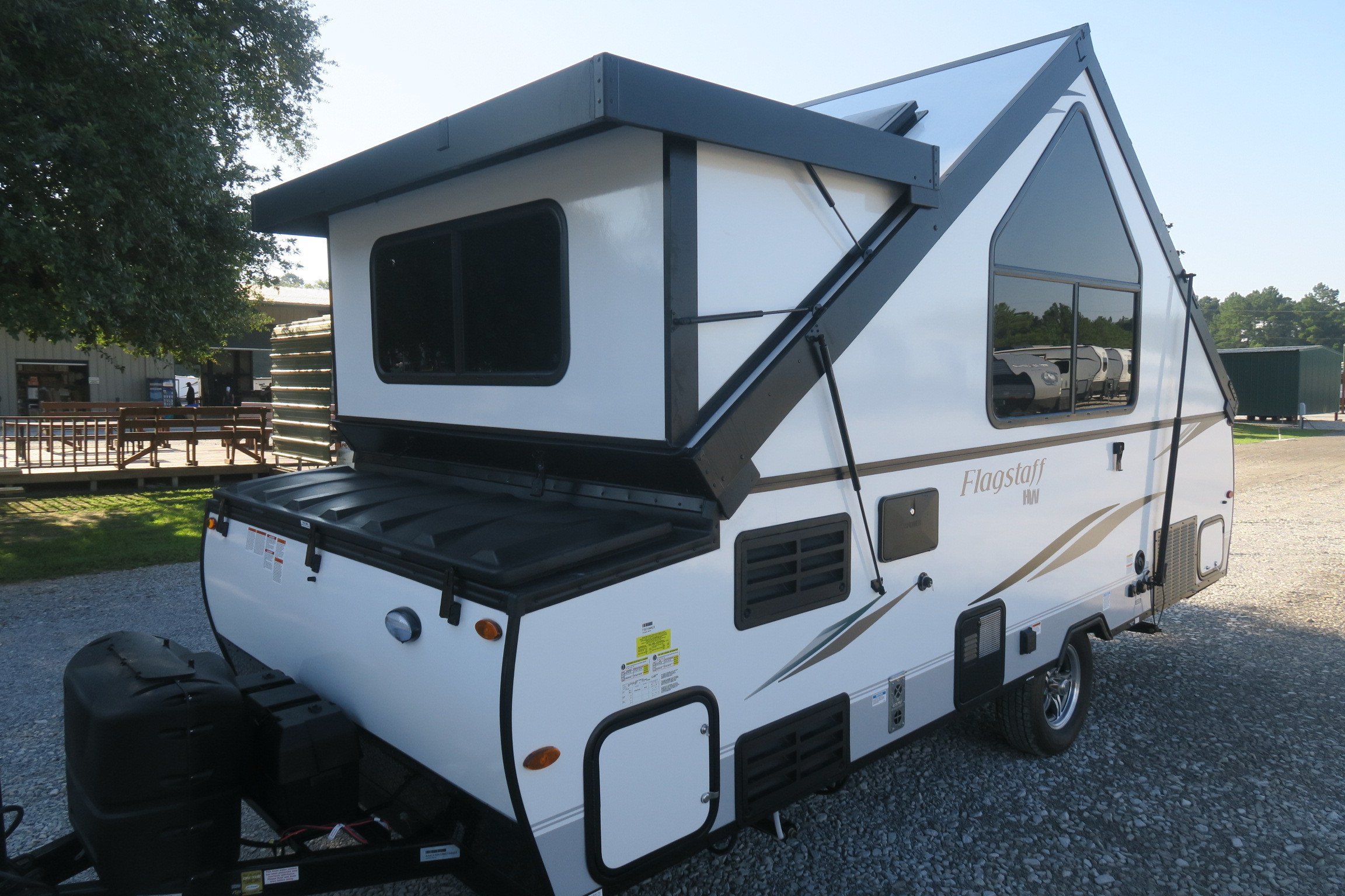 NEW 2021 FLAGSTAFF HARDSIDE POPUP CAMPERS 21DMHW Overview