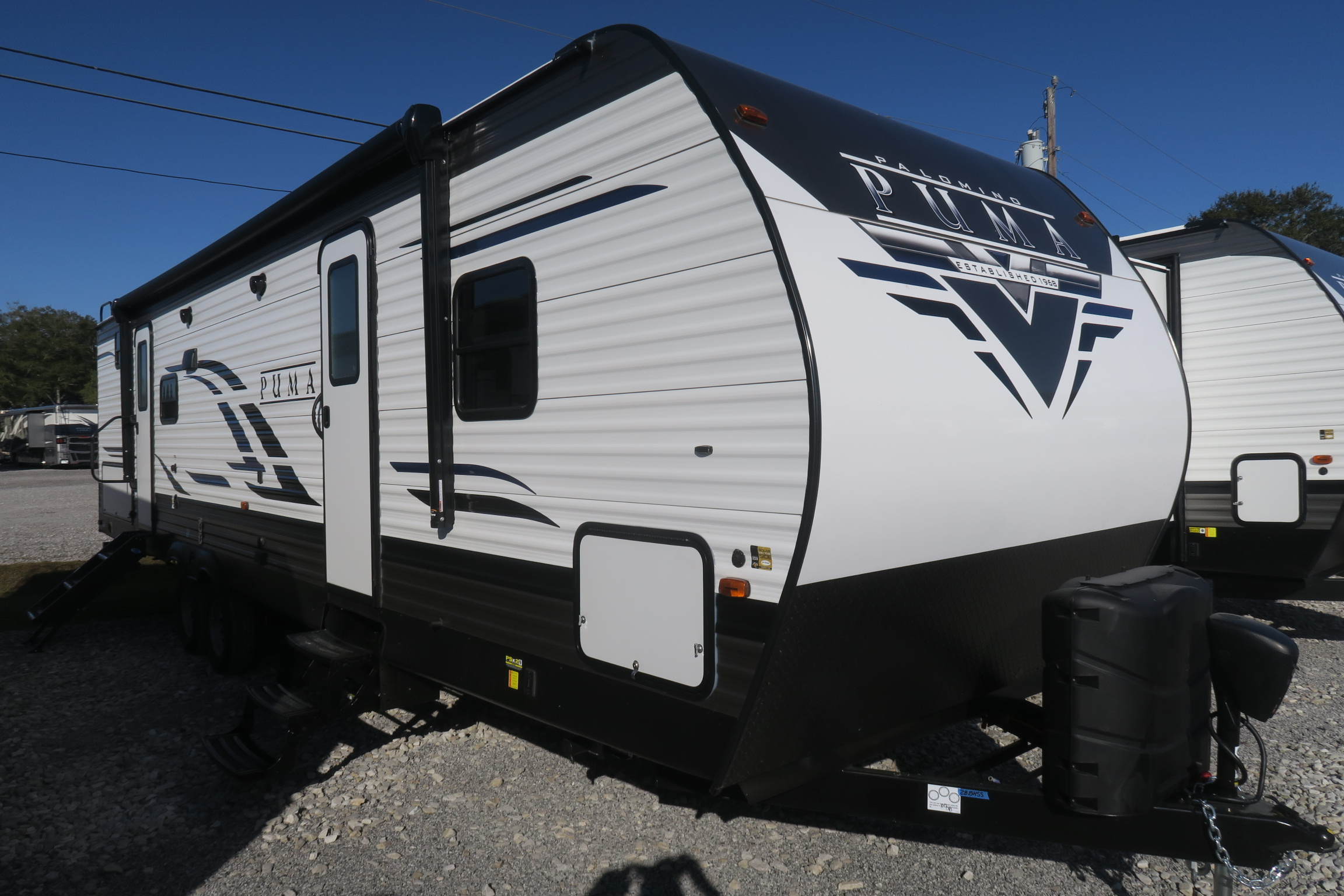 NEW 2021 PUMA 28BHSS - Overview | Berryland Campers