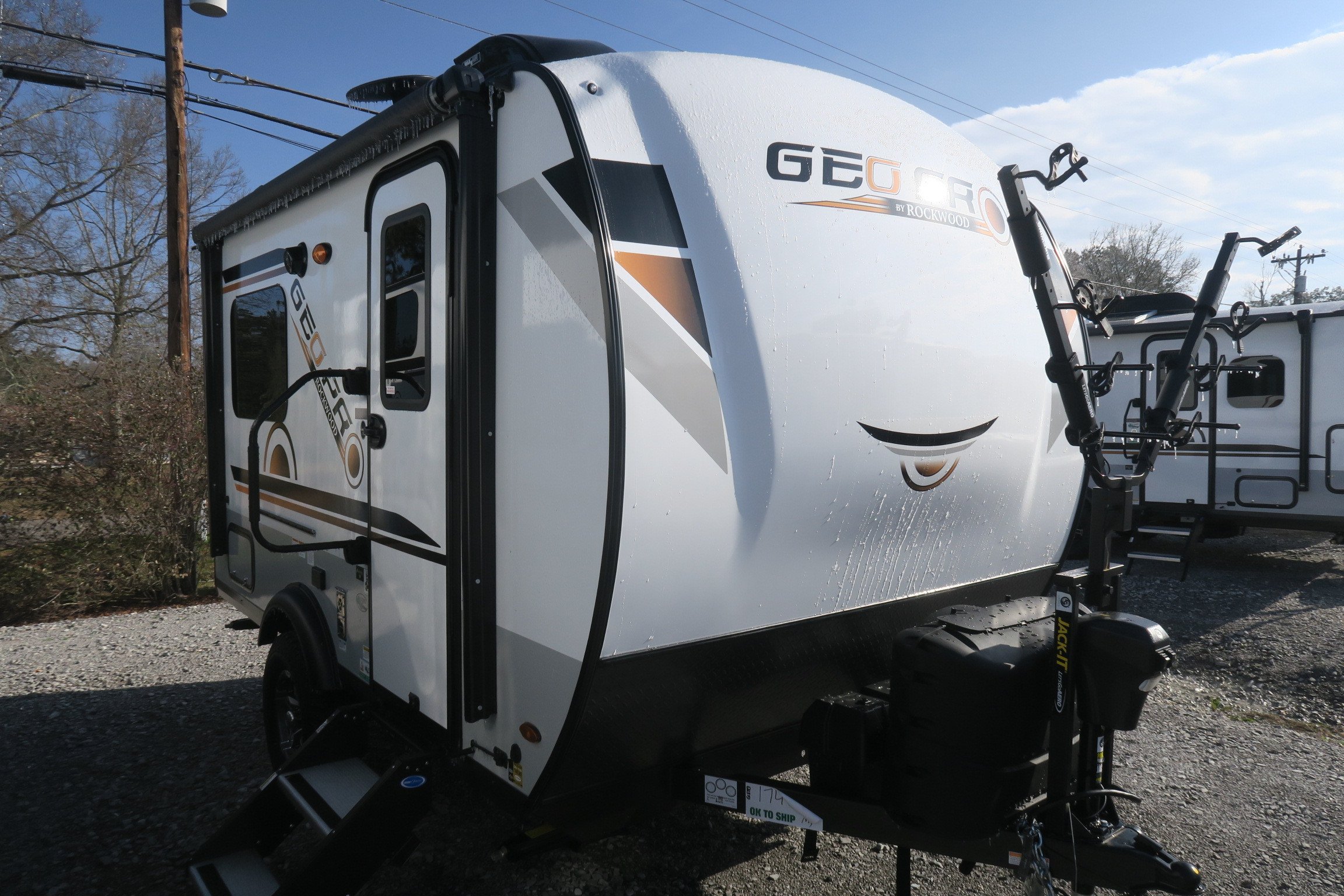 Indianapolis - Circa July 2022: Mini-Lite by Rockwood Travel Trailer.  Rockwood is part of the Forest River RV family and a subsidiary of  Berkshire Hat Stock Photo - Alamy, image size:2304x1536