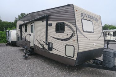 riverside travel trailer with loft
