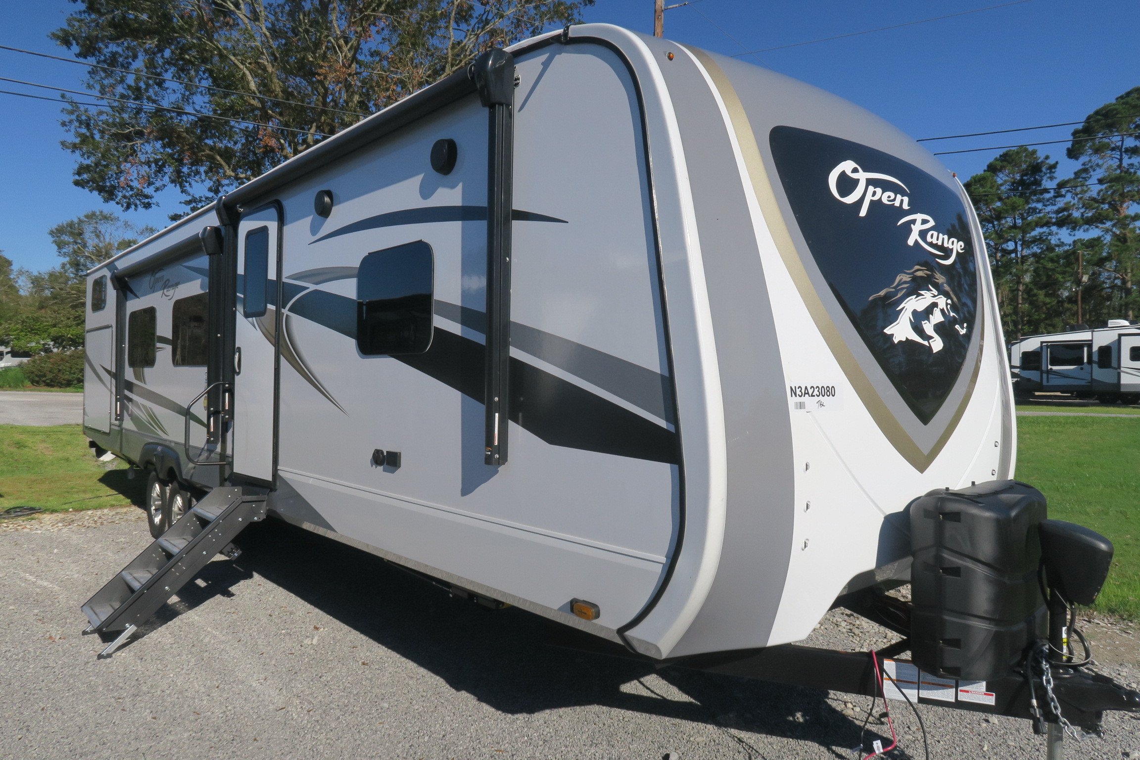 NEW 2022 OPEN RANGE ROAMER 338BHS - Overview | Berryland Campers
