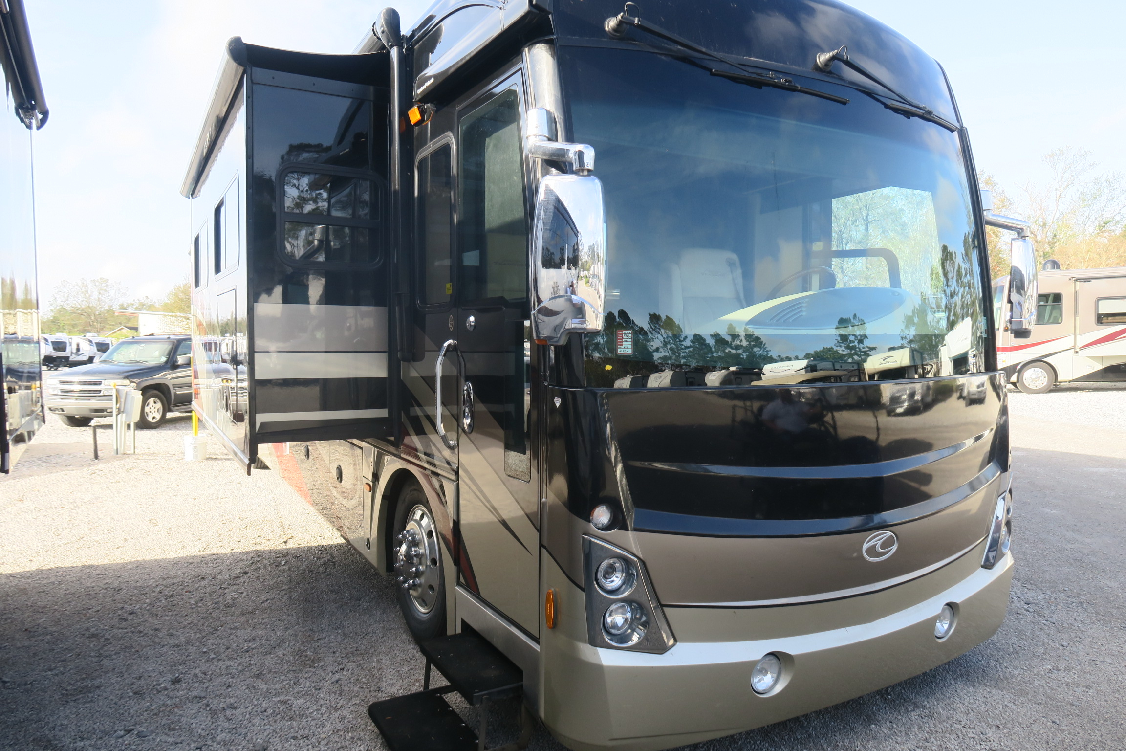 USED 2010 AMERICAN TRADITION 45Y - Overview | Berryland Campers